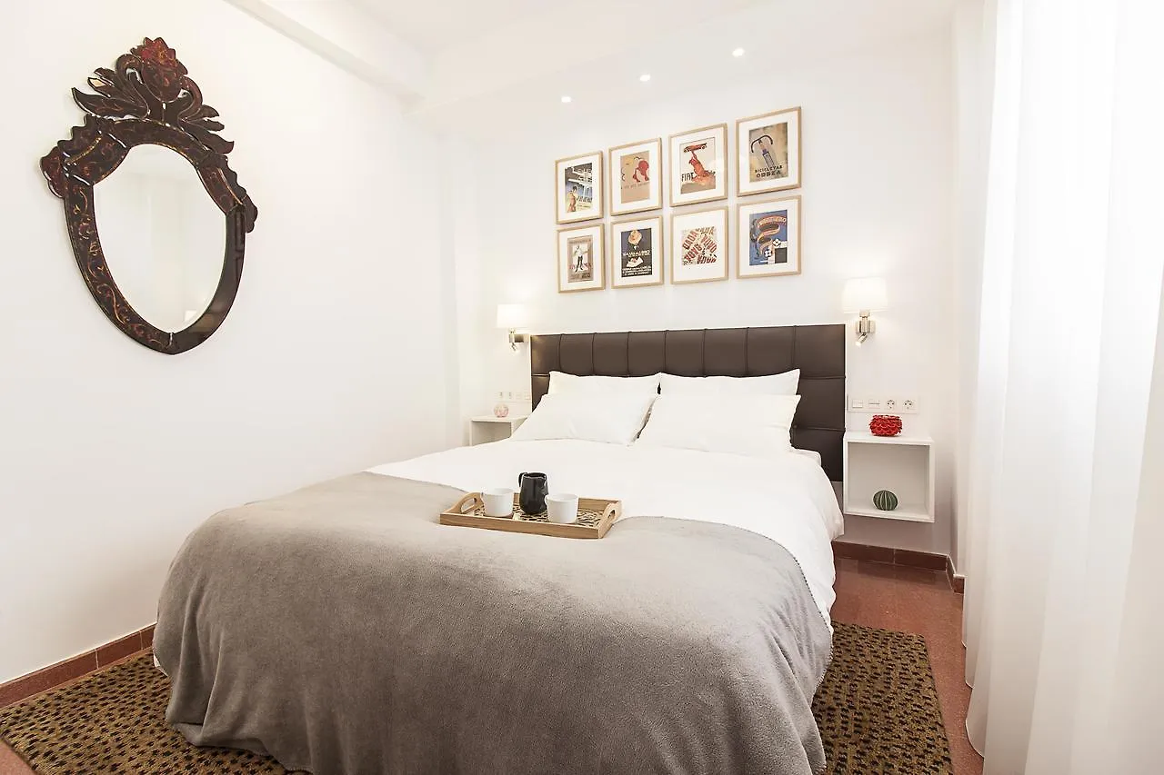 Premium Apartment Historic Center, Thyssen Museum Spain